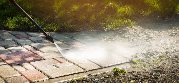 Best Pool Deck Cleaning  in Grundy, VA